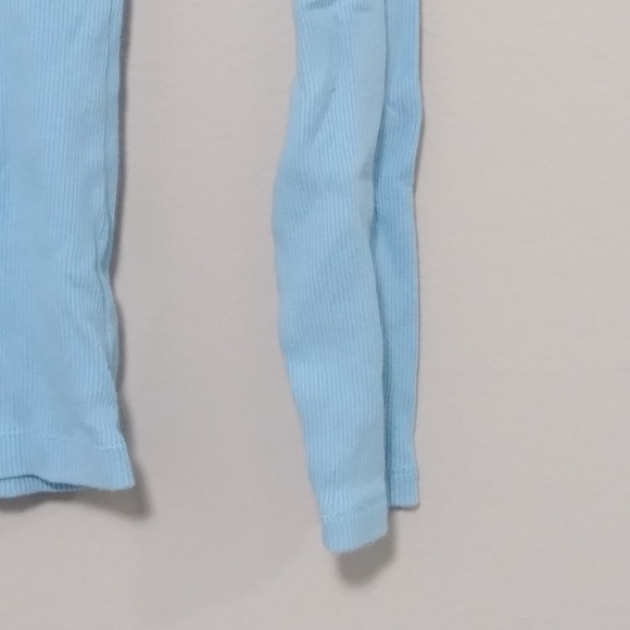 Gap Modern Long Sleeve  T-Shirt - Picture 2 of 4